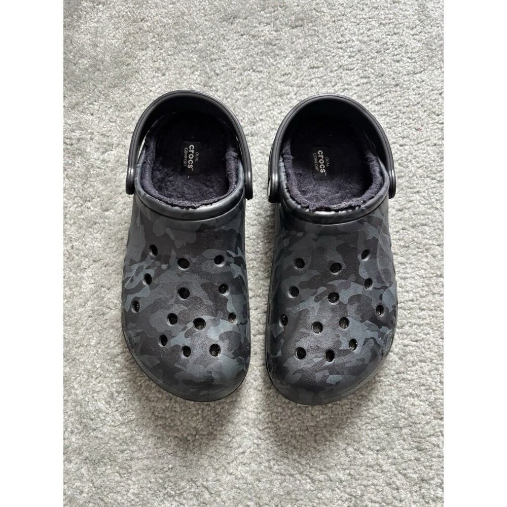 Crocs Dual Comfort Black Camouflage Fleece Lined Cozy Slip On Shoes W9 M7